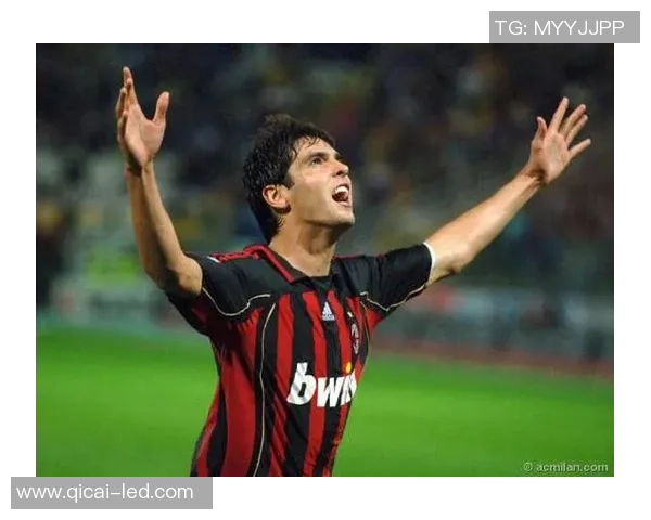 今年转会市场上最受瞩目的足球明星及其新球队动态分析 今年转会市场上最受瞩目的足球明星及其新球队动态分析