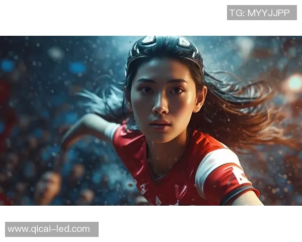 在绿茵场上挥洒汗水的足球运动员们的英勇瞬间与激情表现