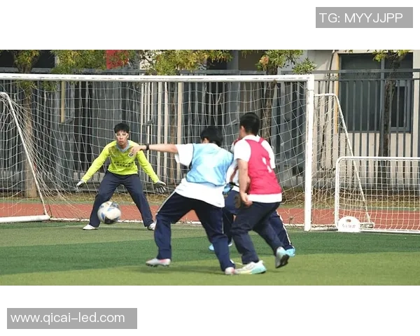 启明足球：点亮青春梦想的绿茵旅程与团队精神的传承