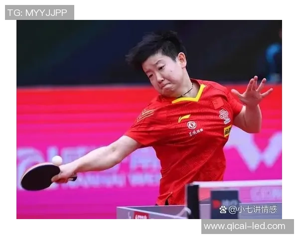 日本足球宝贝轻解罗衫展现青春活力与运动魅力的完美结合